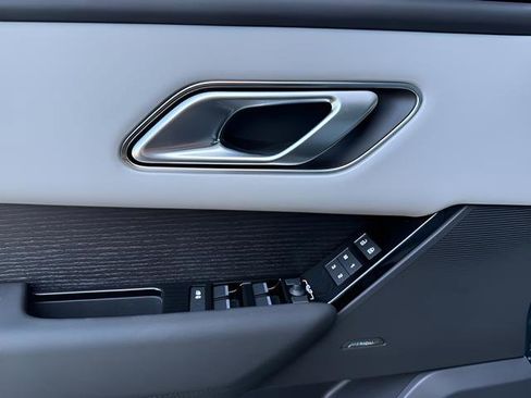 New 2026 Land Rover Range Rover Velar Dynamic SE AWD/4WD image 12