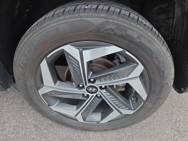 Certified 2022 Hyundai Tucson Limited AWD/4WD image 28