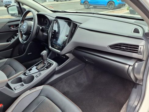 Used 2025 Subaru Crosstrek 2.5i Limited w/ Popular Package #3A image 19
