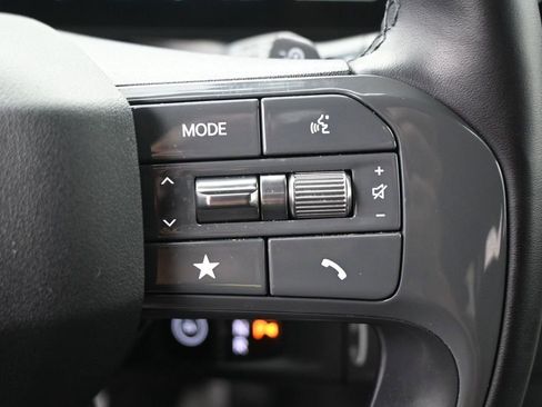 Used 2024 Kia EV9 Light RWD image 21