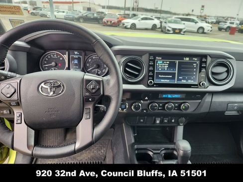 Used 2023 Toyota Tacoma TRD Off-Road image 19