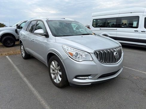 Used 2015 Buick Enclave Premium FWD image 3