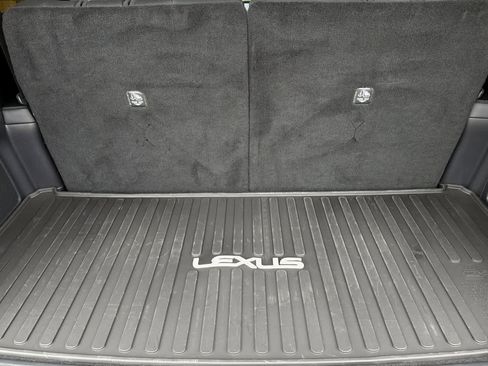 New 2026 Lexus TX 500h AWD image 16