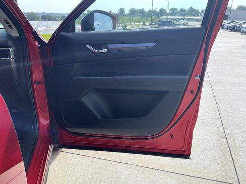 Used 2025 MAZDA CX-5 AWD 2.5 S w/ Preferred Package image 17