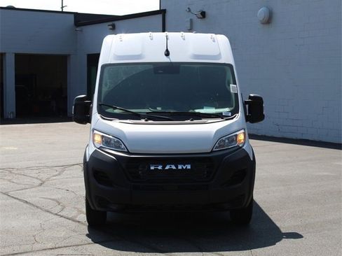 New 2025 RAM ProMaster 3500 w/ Power Group image 17
