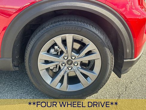 Certified 2023 Ford Explorer XLT w/ Equipment Group 202A image 14