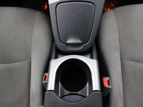 Used 2015 Toyota Prius Three image 26