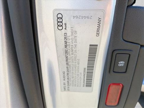 Used 2017 Audi A4 2.0T Premium image 25