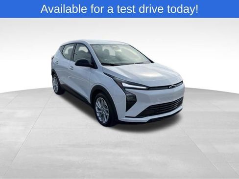 New 2027 Chevrolet Bolt LT w/ Comfort Package FWD image 3