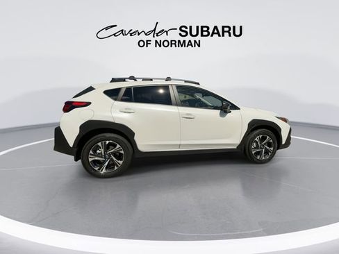 Used 2025 Subaru Crosstrek 2.0i Premium image 3