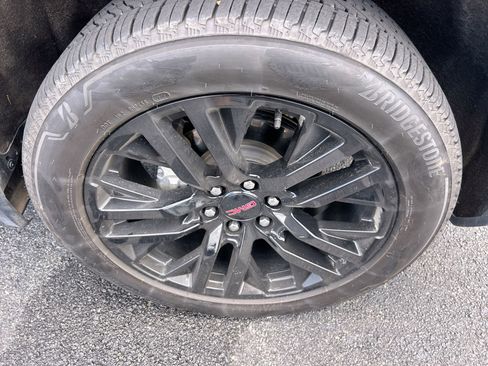 Used 2022 GMC Sierra 1500 AT4X image 13