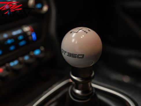 Used 2018 Ford Mustang Shelby GT350 w/ Electronics Package image 40