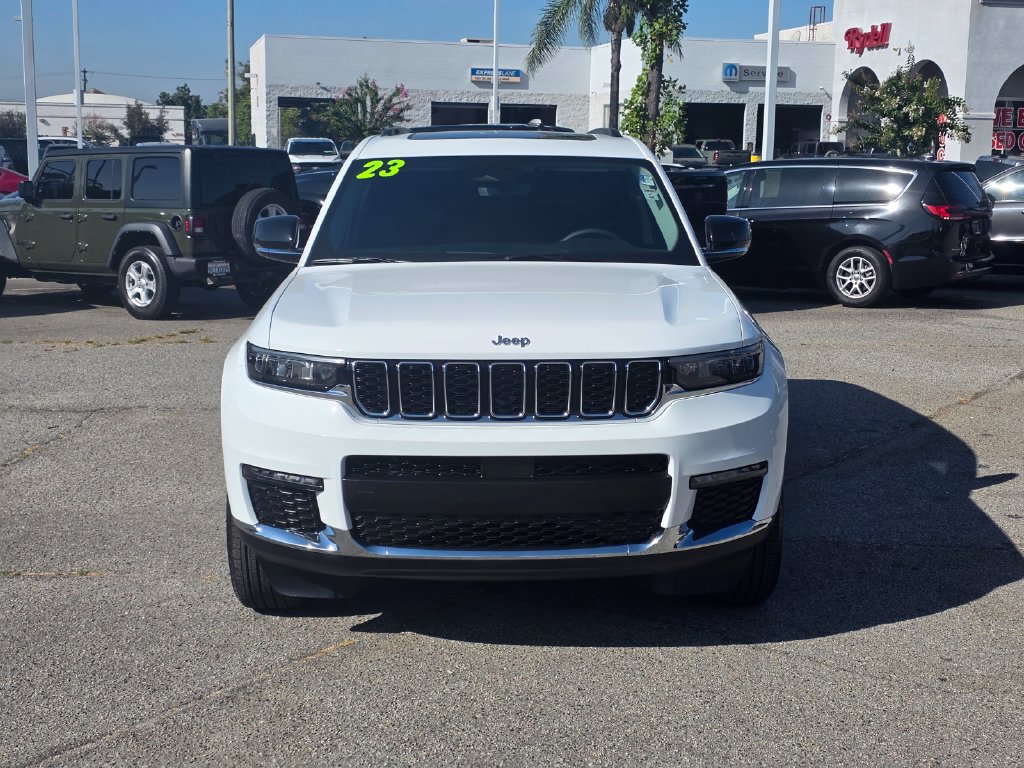 Used 2023 Jeep Grand Cherokee L Limited RWD image 2