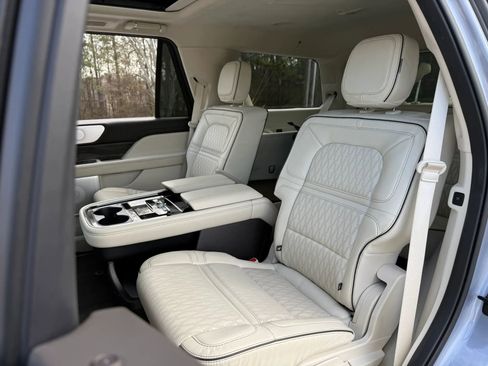 Used 2021 Lincoln Navigator Black Label w/ Special Edition Package image 30