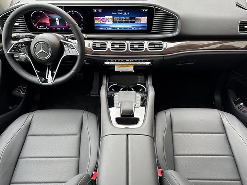 New 2026 Mercedes-Benz GLE 450e 4MATIC image 14