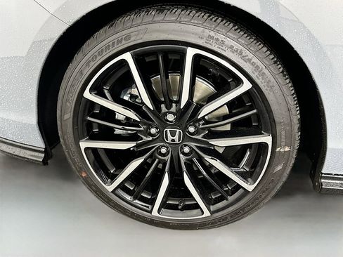 New 2026 Honda Accord Touring image 32