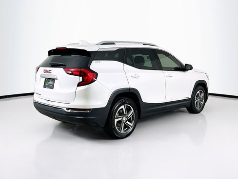 Used 2021 GMC Terrain SLT w/ LPO, Floor Liner Package FWD image 9