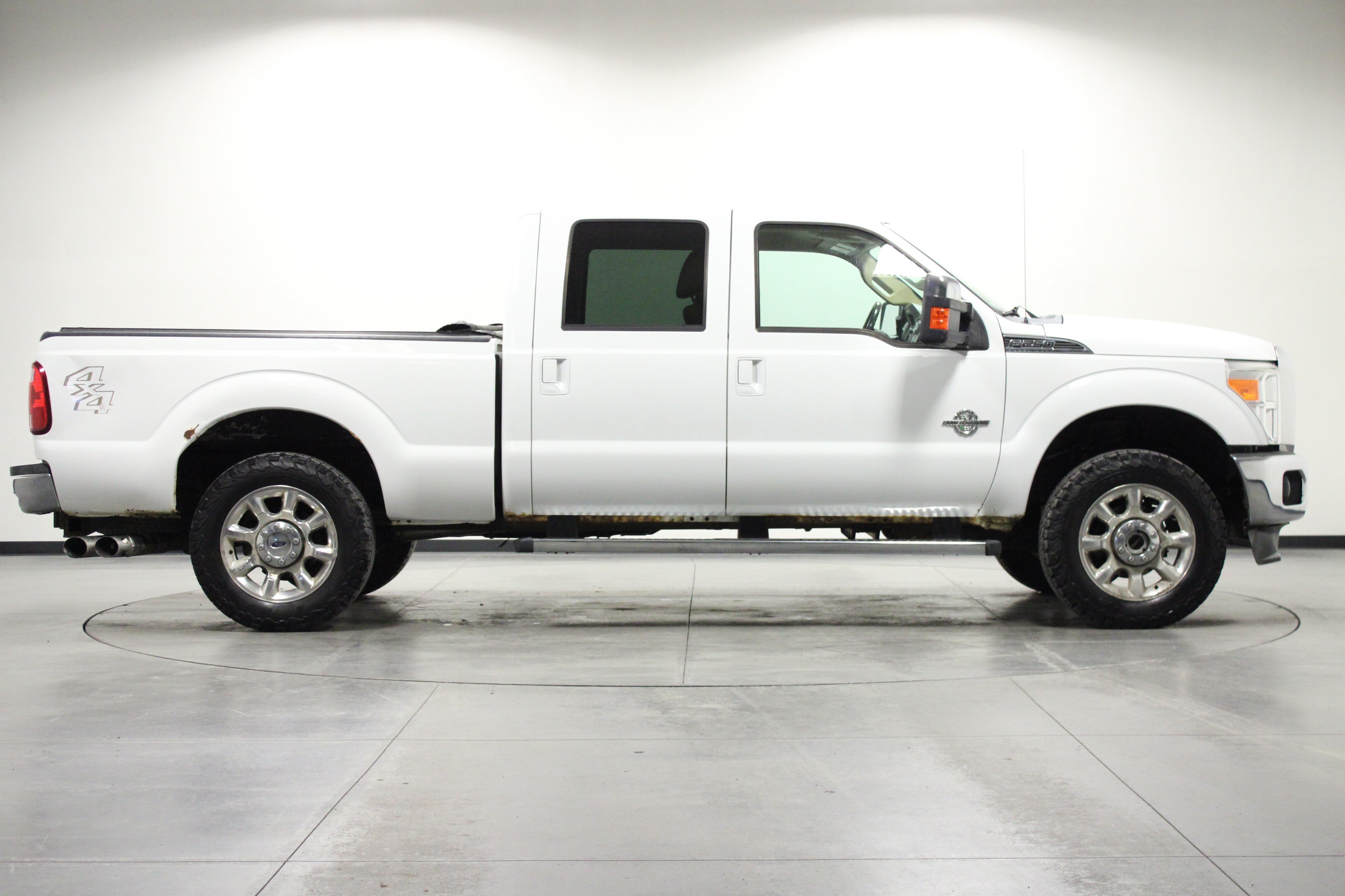 Used 2011 Ford F250 Lariat w/ Lariat Interior Pkg AWD/4WD image 5
