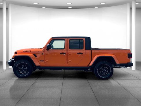 Used 2025 Jeep Gladiator Willys image 4