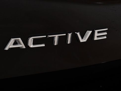 Used 2025 Ford Expedition Active AWD/4WD image 23