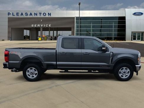 New 2026 Ford F250 XLT w/ XLT Premium Package image 6