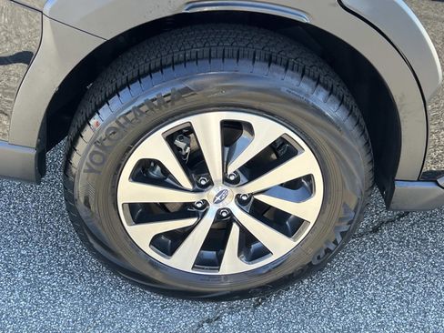 Certified 2025 Subaru Outback Premium w/ Popular Package #1 image 17