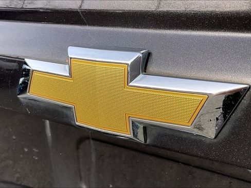 Used 2015 Chevrolet Tahoe LT image 28