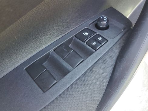 Used 2024 Toyota Corolla LE image 19