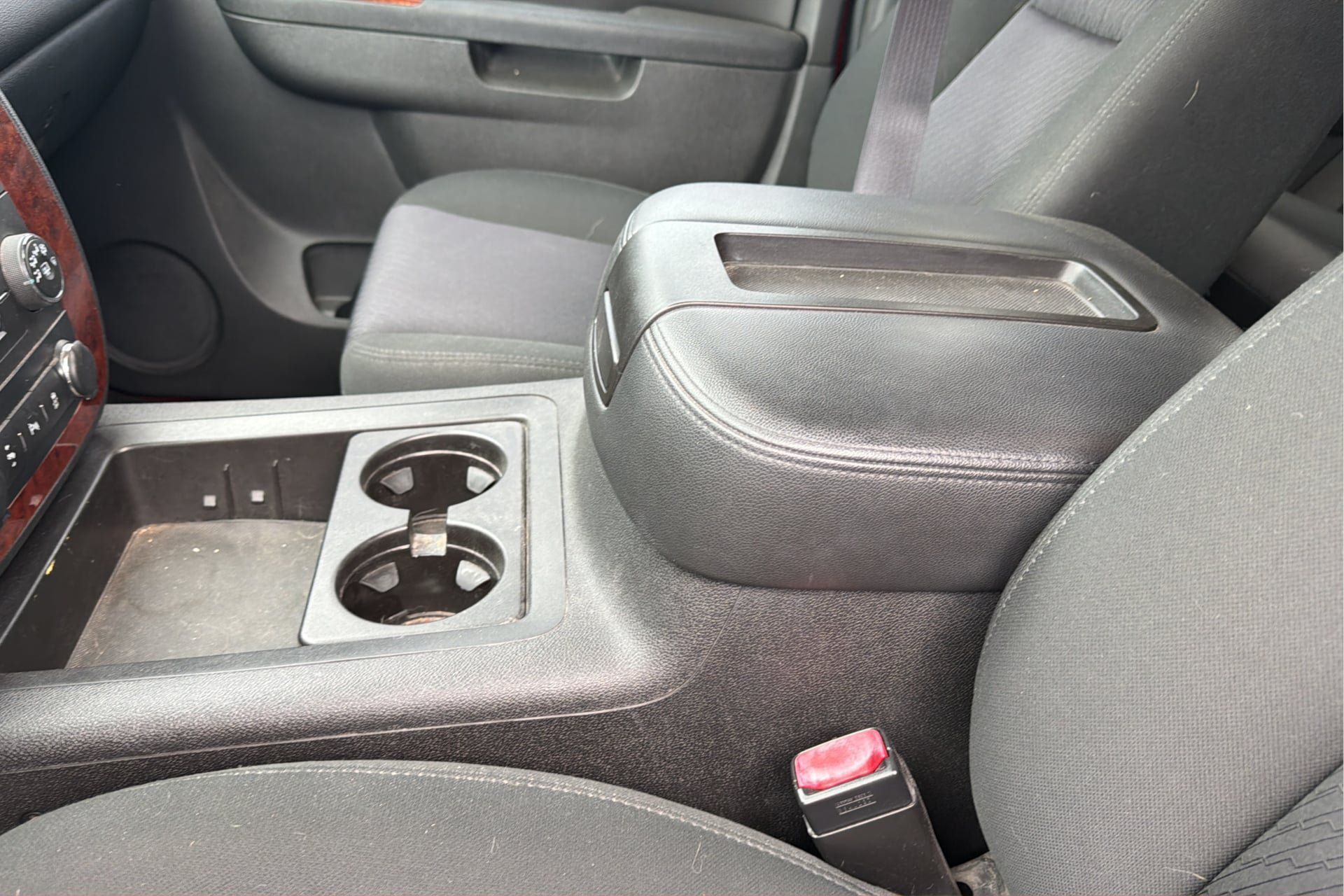 Used 2013 Chevrolet Tahoe LS w/ All-Star Edition AWD/4WD image 26