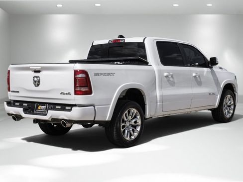 Used 2022 RAM 1500 Laramie AWD/4WD image 6