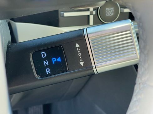 Used 2025 Hyundai Santa Fe SEL image 17