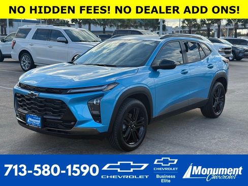 New 2025 Chevrolet Trax ACTIV w/ Sunroof Package image 1