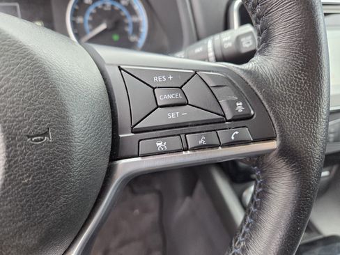 Used 2018 Nissan Leaf SV w/ SV All Weather Package image 8