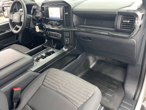 Certified 2022 Ford F150 XL w/ STX Appearance Package image 19