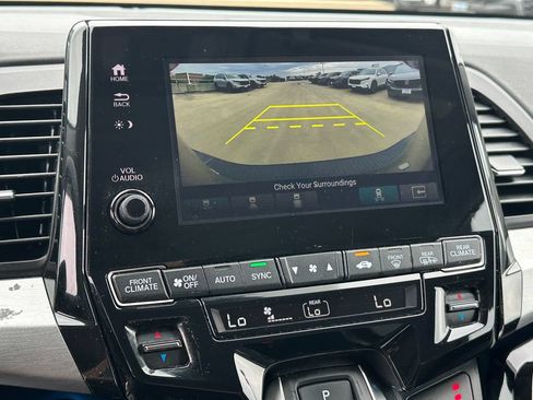 Used 2024 Honda Odyssey Touring image 27