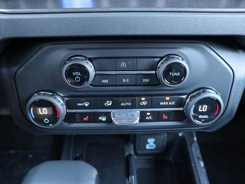 New 2025 Ford Bronco Big Bend AWD/4WD image 7