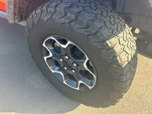 Used 2023 Jeep Wrangler Unlimited Rubicon 4xe w/ Steel Bumper Group image 13