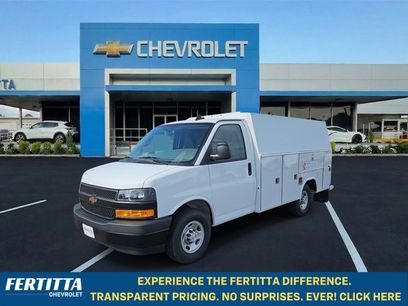 New 2025 Chevrolet Express 3500 w/ Power Convenience Package