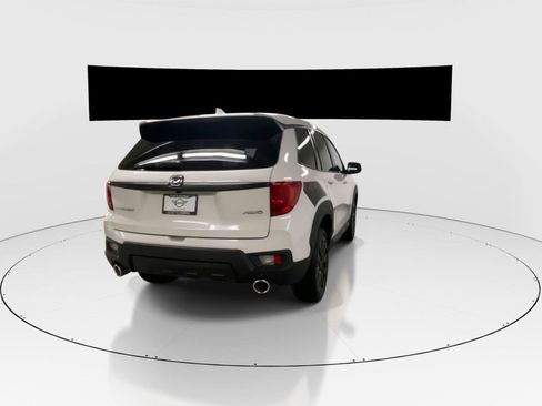 Used 2023 Honda Passport EX-L image 10