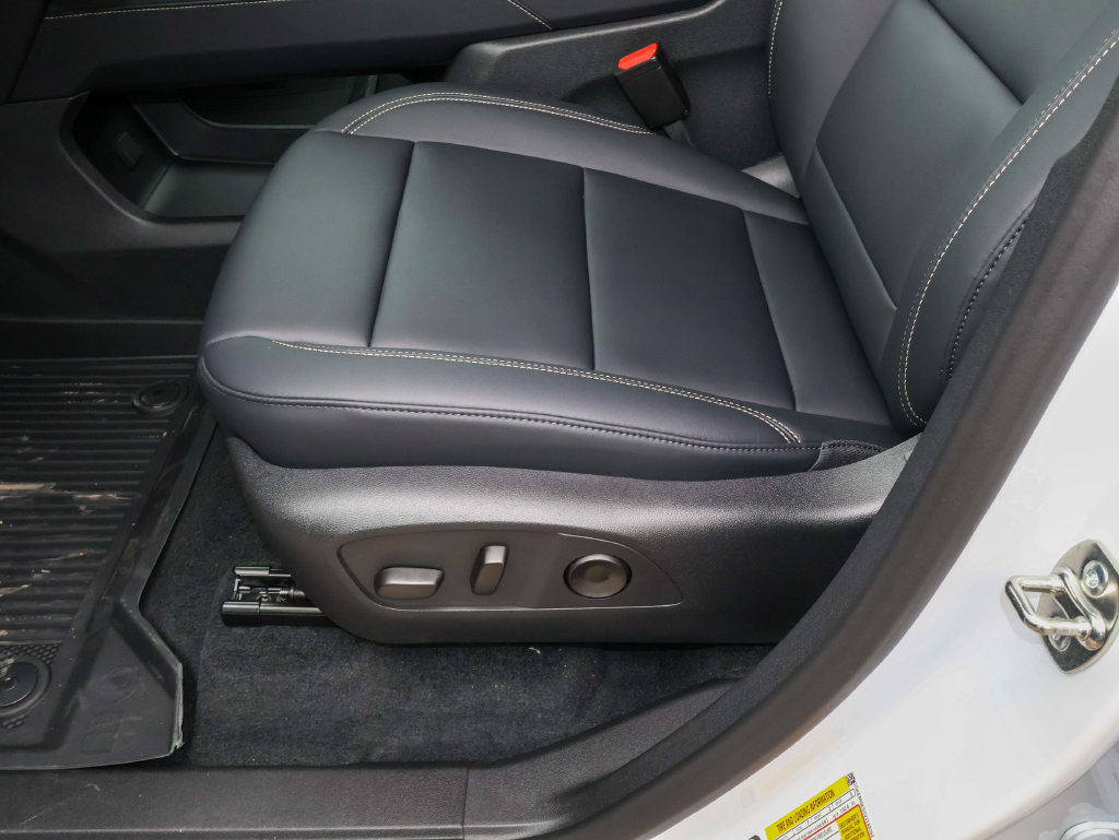 New 2027 GMC Acadia Elevation w/ Black Edition AWD/4WD image 8