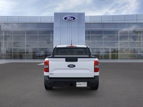 New 2025 Ford Maverick XLT w/ XLT Luxury Package image 5