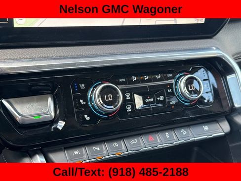 Used 2023 GMC Sierra 1500 Denali w/ Denali Reserve Package AWD/4WD image 29
