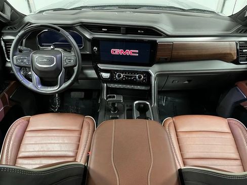 Used 2025 GMC Sierra 1500 Denali Ultimate AWD/4WD image 25