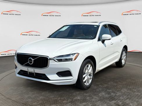 Used 2020 Volvo XC60 T5 Momentum w/ Protection Package AWD/4WD image 1