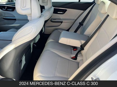 Used 2024 Mercedes-Benz C 300 4MATIC Sedan image 15
