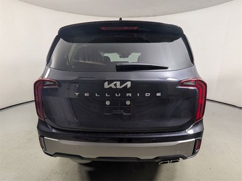 New 2025 Kia Telluride S image 6