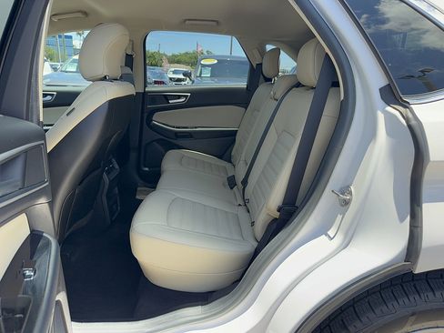 Certified 2019 Ford Edge SEL w/ Equipment Group 201A AWD/4WD image 13