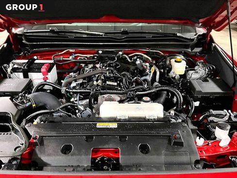 Certified 2025 Toyota Tacoma Limited AWD/4WD image 32