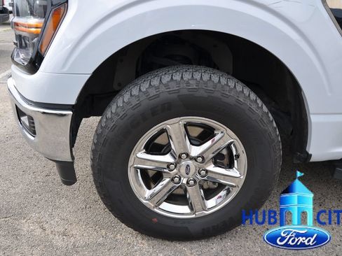 Used 2025 Ford F150 XLT w/ Equipment Group 301A Standard AWD/4WD image 9