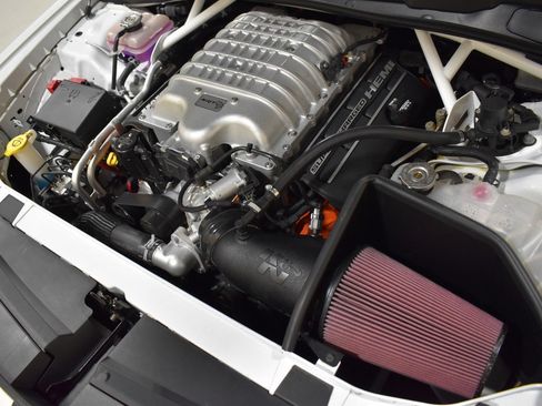Used 2023 Dodge Challenger SRT Hellcat w/ Driver Convenience Group RWD image 16